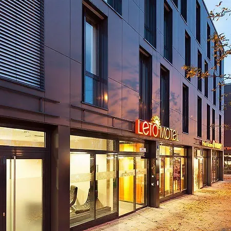 Hotel München-moosach 3*