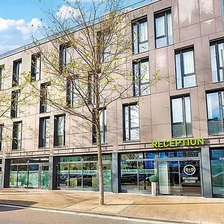 Hotel Muenchen-moosach 3*