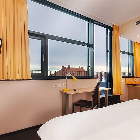 München-moosach 3*