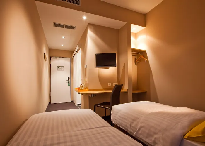 Hotel Muenchen-moosach 3*