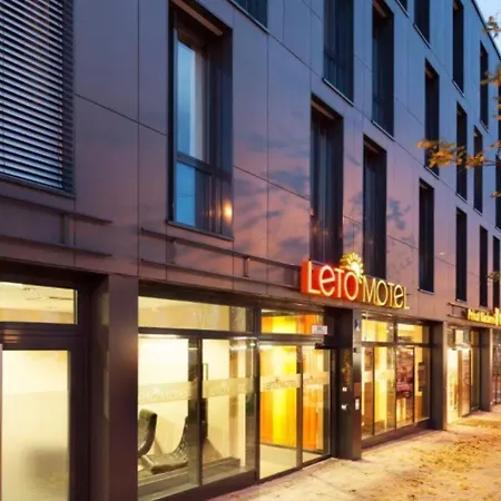 Hotel Muenchen-moosach 3*